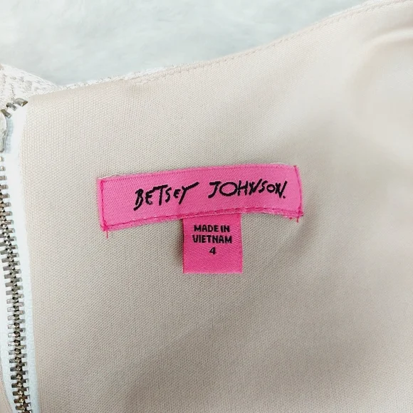 BETSEY JOHNSON Metallic Detail Fit And Flare Dress P805 - Picture 6 of 8